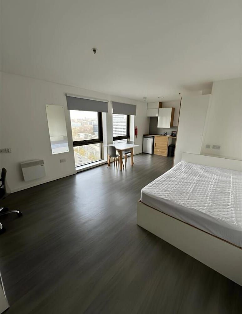 Student Only Byrom Point