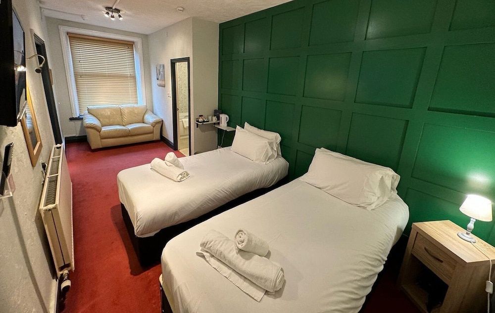 George Hotel Hayfield