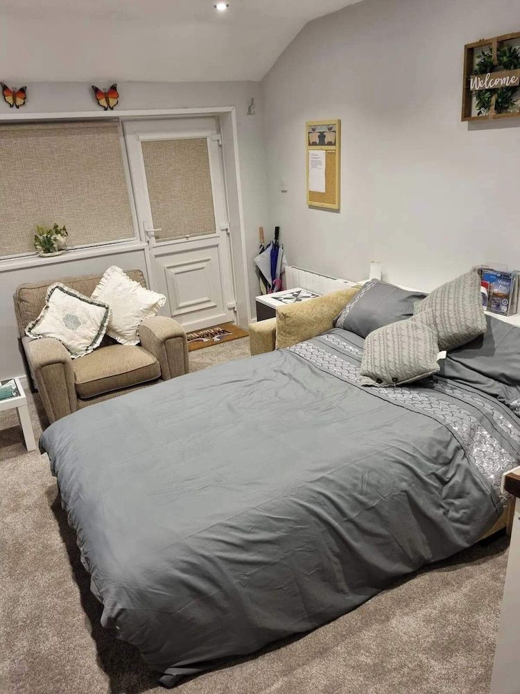 Studio/near Beach/garden/parking/petsok