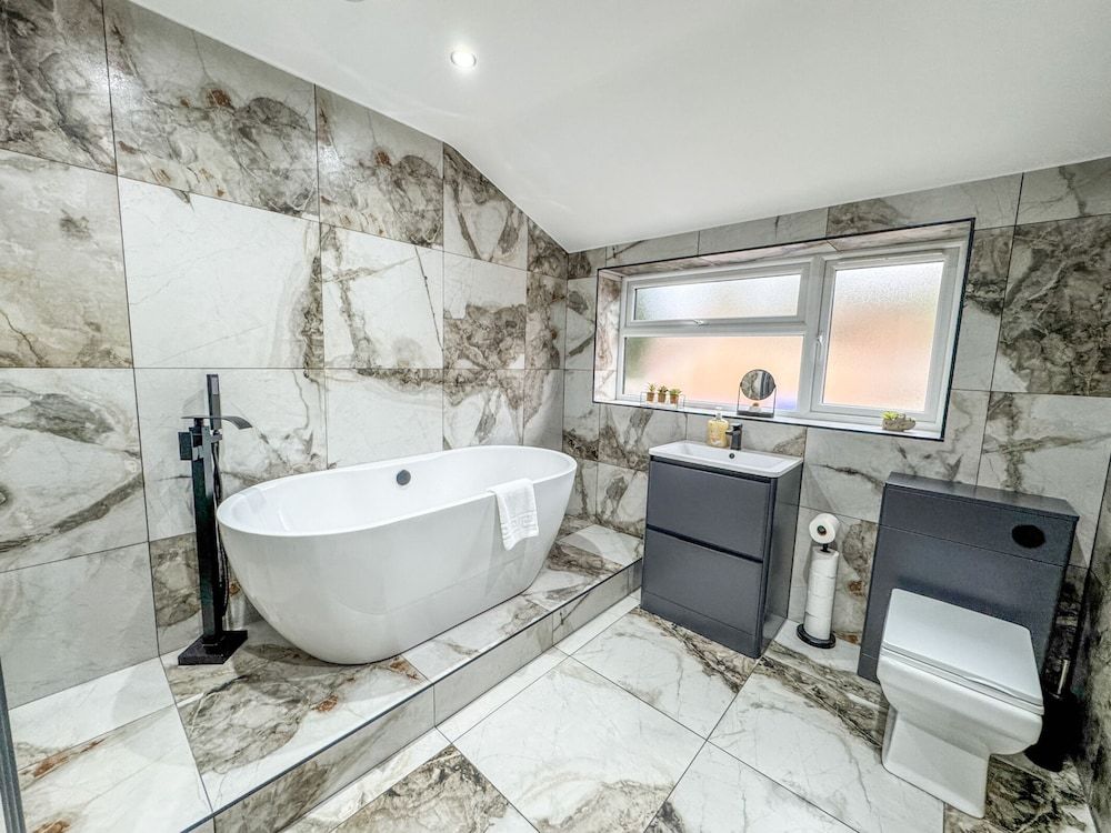 Miles House Luxury House, Private Bathroom 15