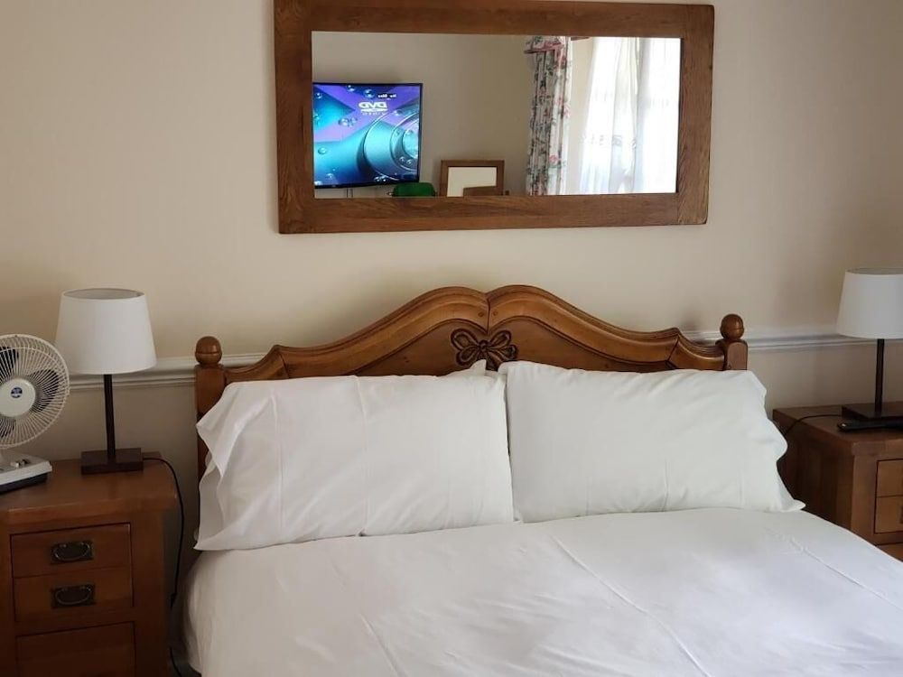 AbingPlough House Deluxe Double Room, Bay View 2