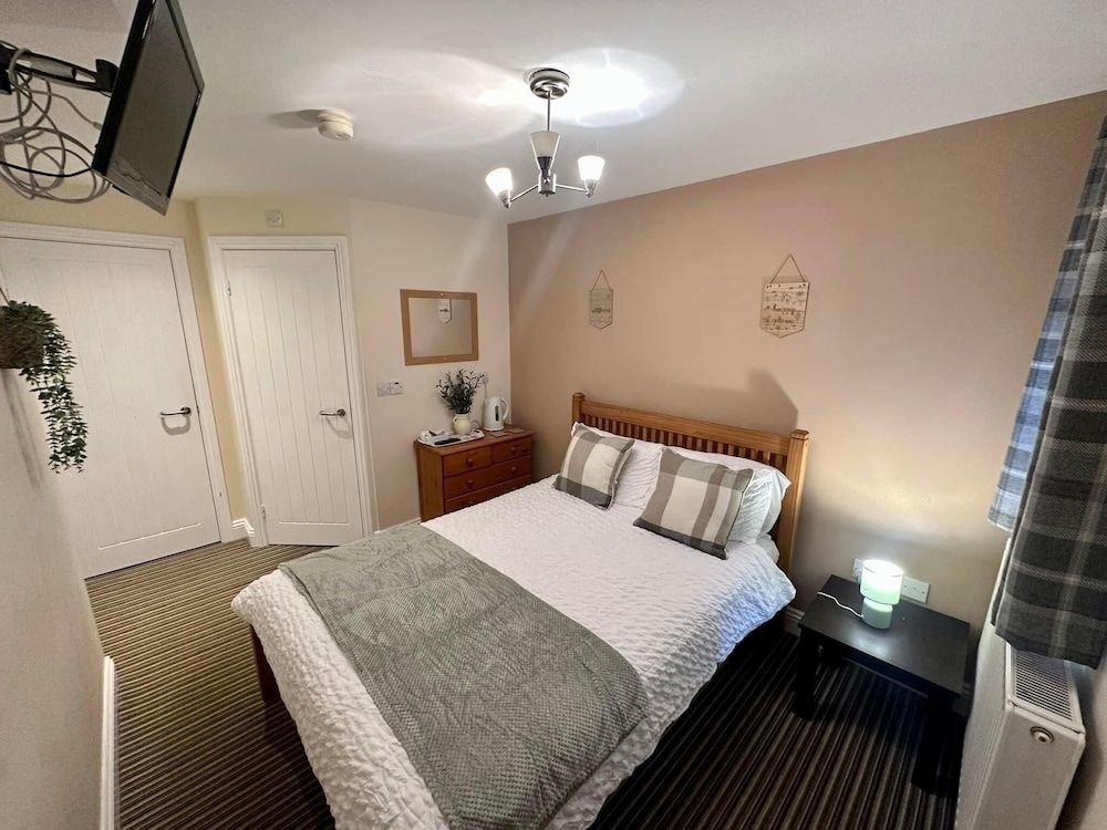 Courtyard Rooms - Studio - Double Bed - Wifi Studio 2