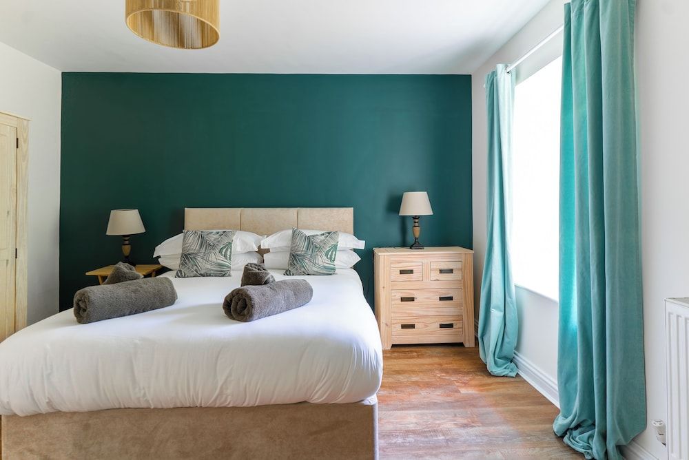 Superior Apartment, 2 Bedrooms, Kitchen, Garden View