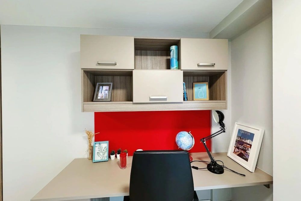 Manor Park Court Apartment, 1 Bedroom, Non Smoking 8