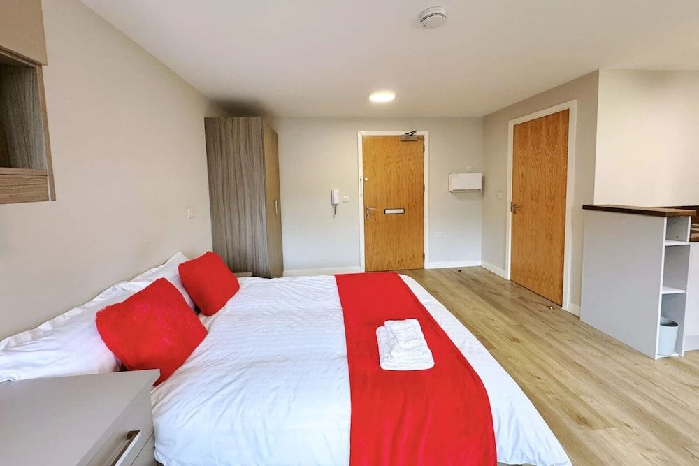 Manor Park Court Studio, 1 Double Bed, Non Smoking 3