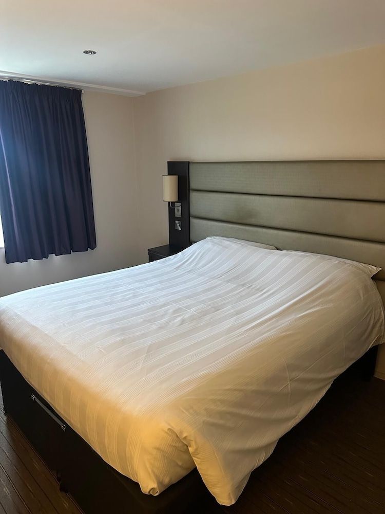 Premier Roomz Two Mills Premier Double Room