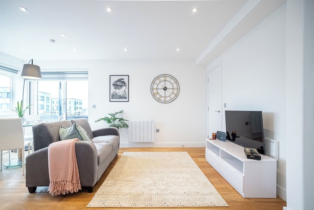 Apartment, City View