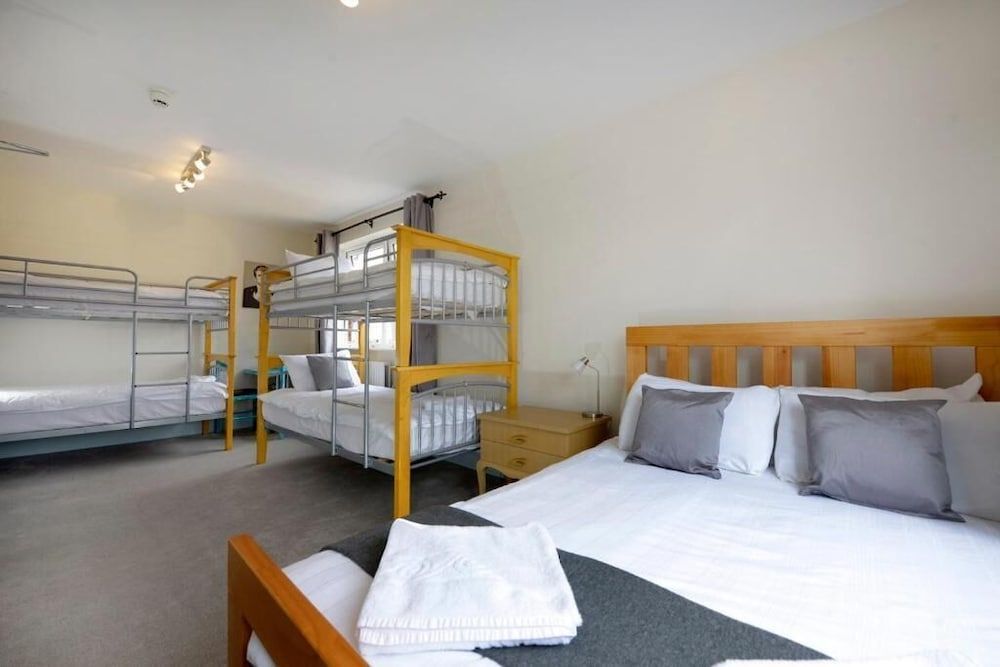 Grand Room, 1 Bedroom