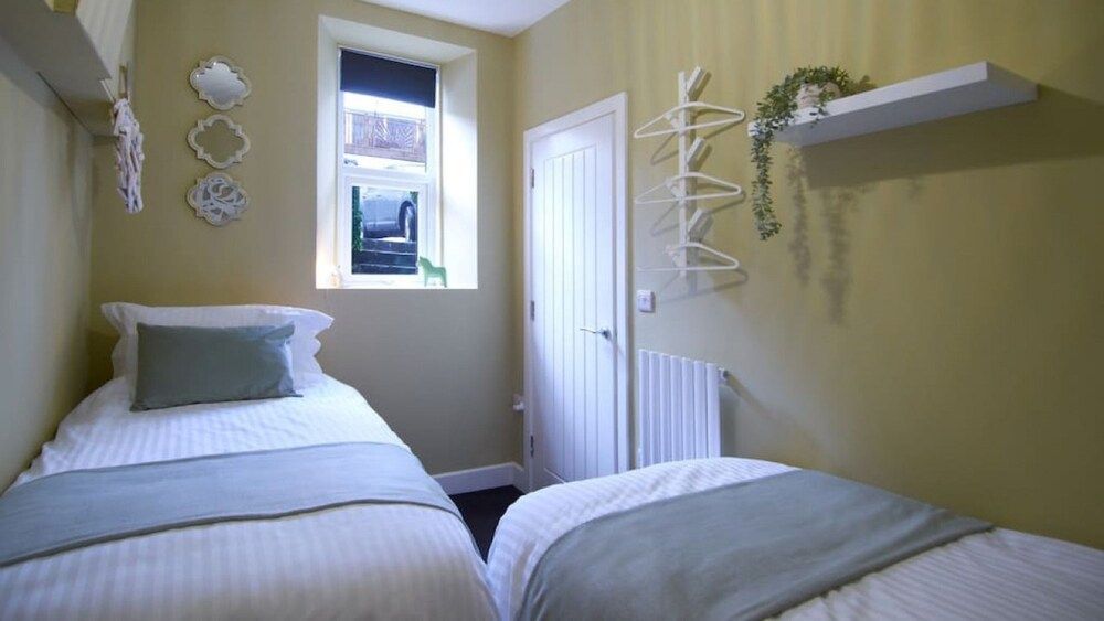 Knightstone Apartment
