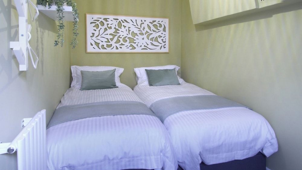 Knightstone Apartment