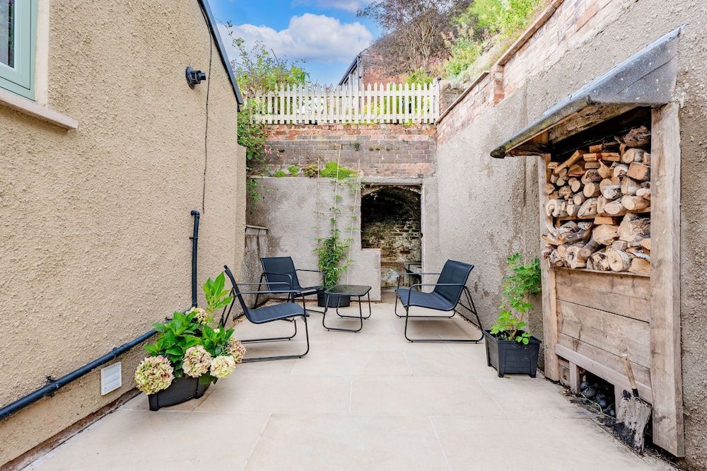 Host Stay Cromford View