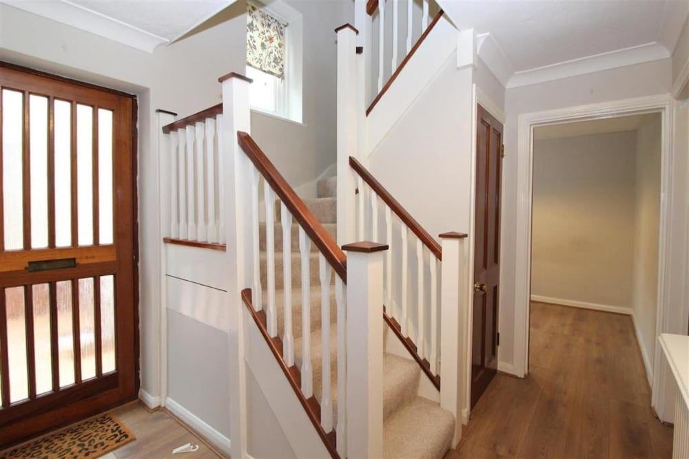 St Albans Spacious Party House