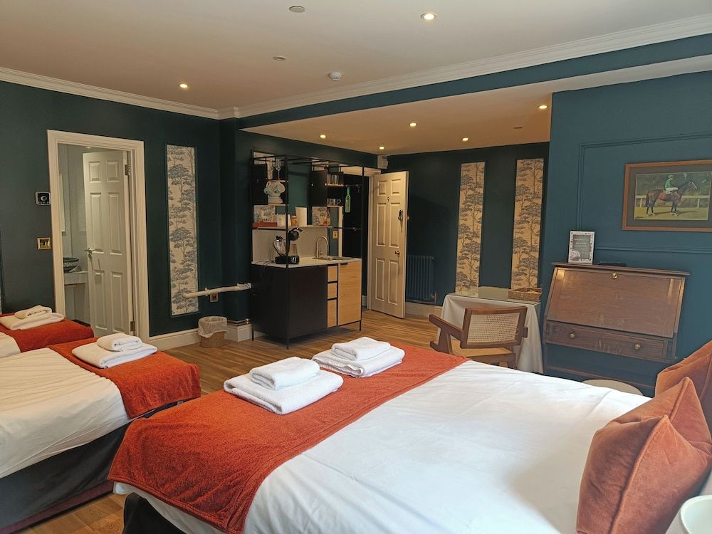 Family Quadruple Room, Private Bathroom