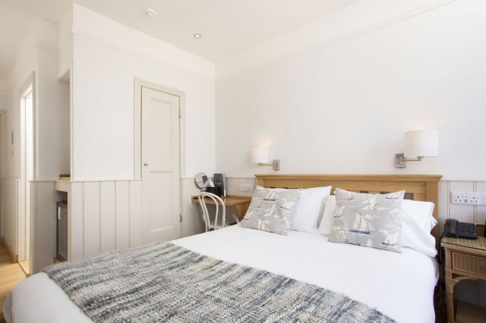 Hotel Continental Deluxe Double Room, 1 Double Bed, Sea View 6