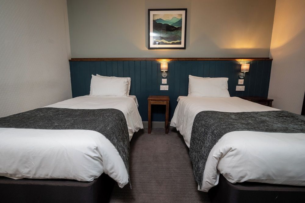 Cocked Hat Hotel by Greene Kings Inns Twin Room