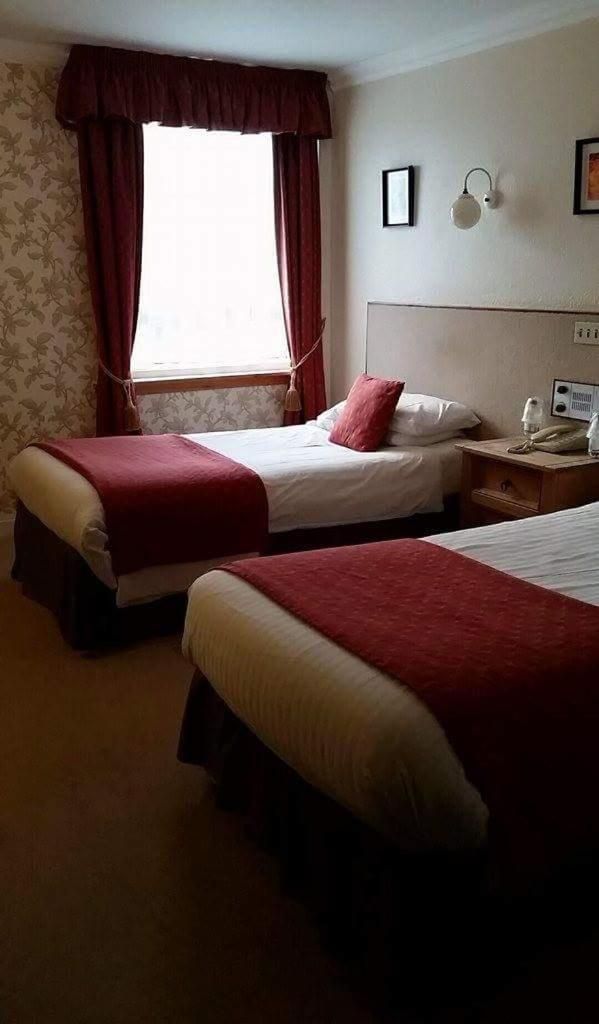 The Royal Hotel Tain Superior Twin Room 3