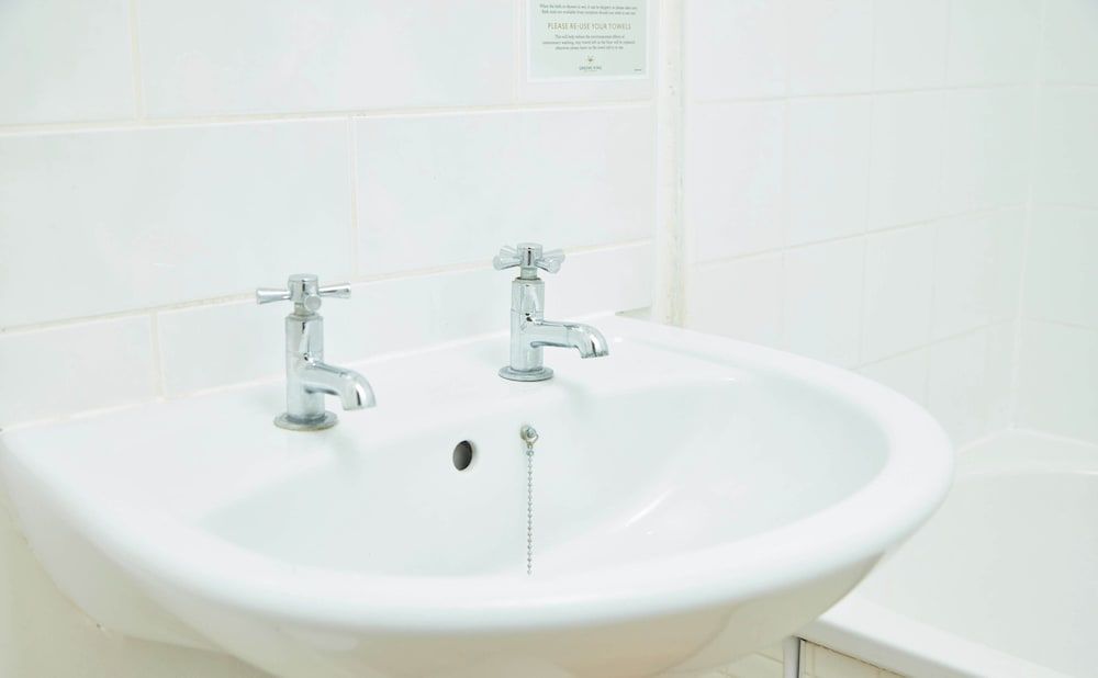 Cock Hotel Stony Stratford by Greene King Inns Single Room 4