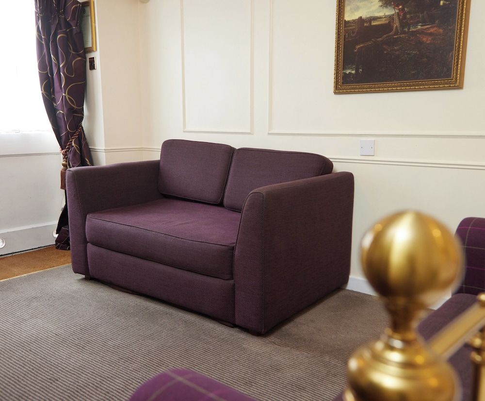 Cock Hotel Stony Stratford by Greene King Inns Family Room 6