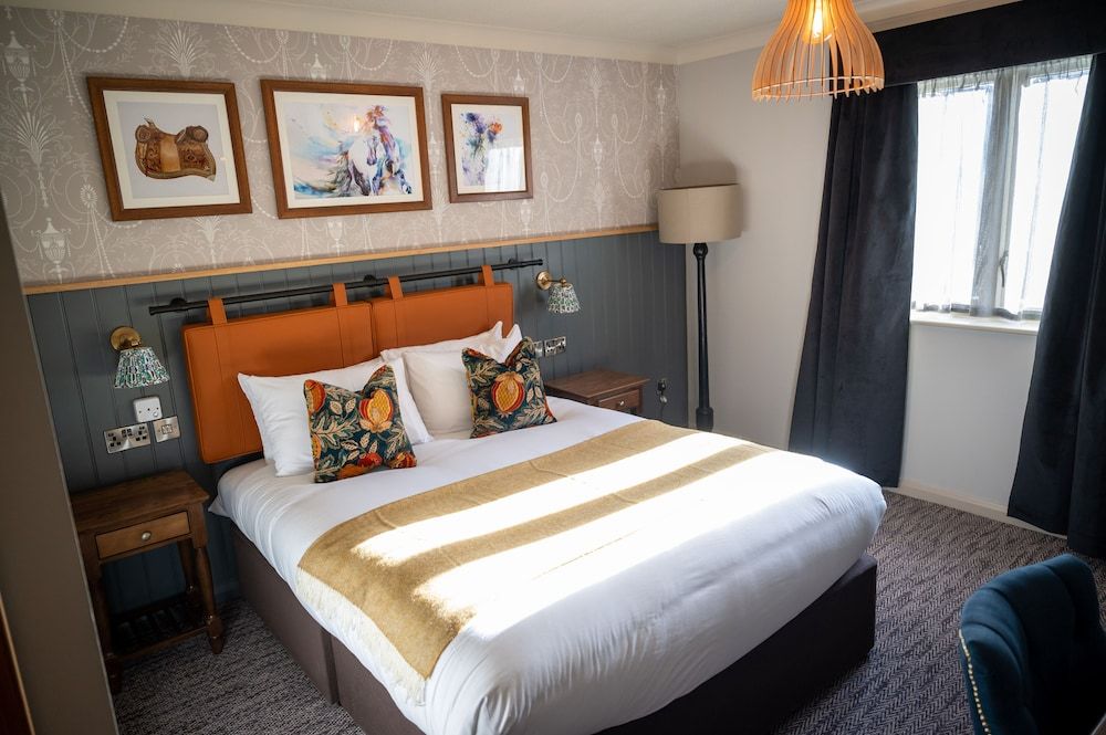 The Ely Hotel by Greene King Inns Double Room 5