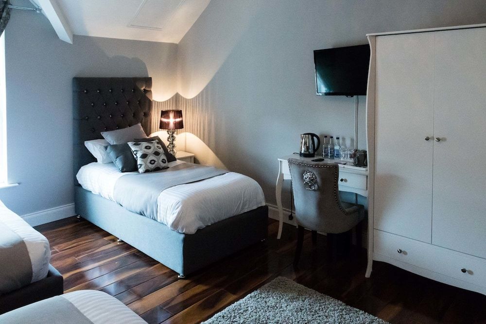 Economy Single Room