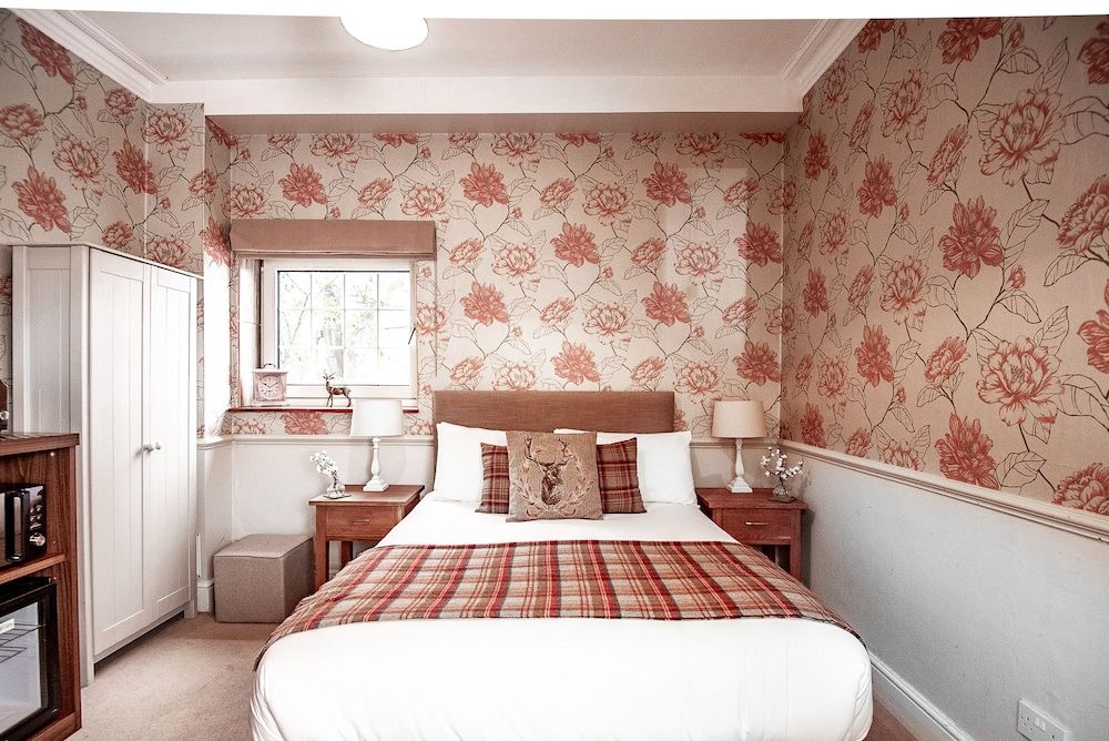 Trivelles Waterhall Country Hotel - Gatwick Double Room