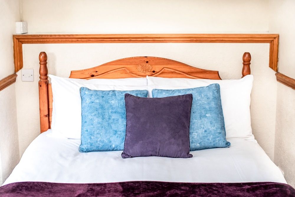 Trivelles Waterhall Country Hotel - Gatwick Double Room 27