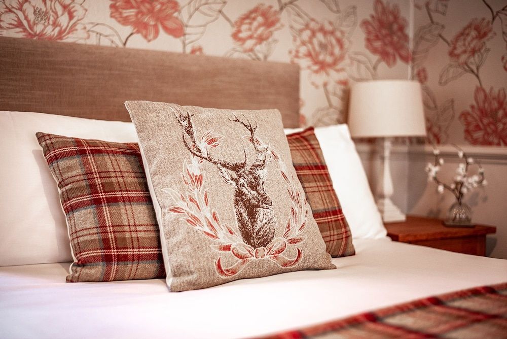 Trivelles Waterhall Country Hotel - Gatwick Double Room 4