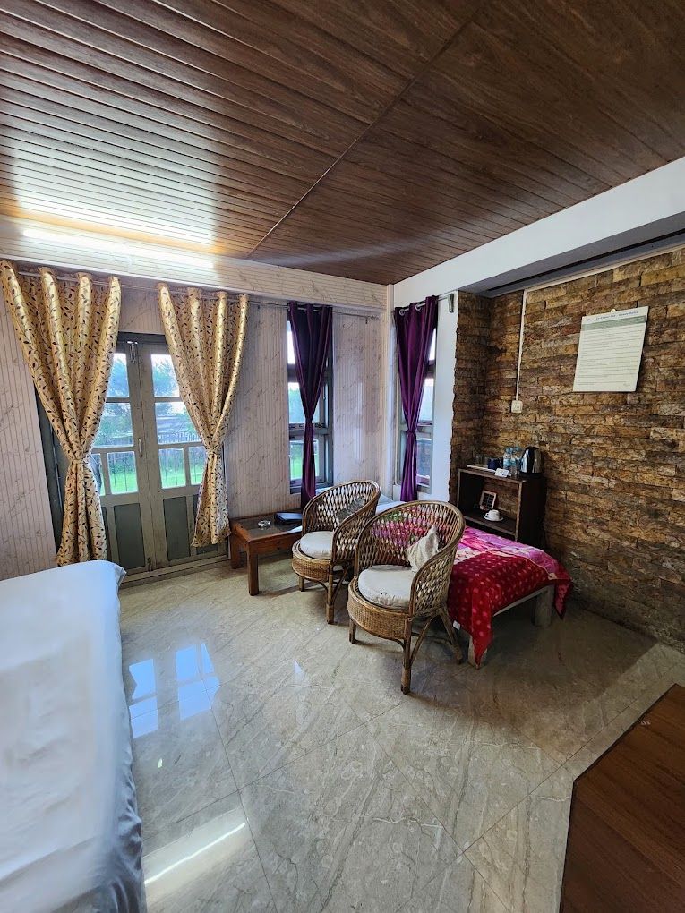 La Kupar Inn Standard Double Bed Room with Balcony (Garden View) 7