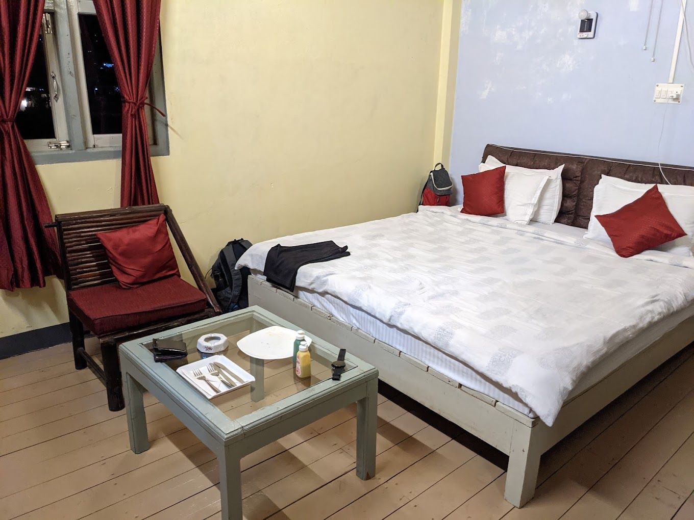 La Kupar Inn Standard Double Bed Room with Balcony (Garden View) 2