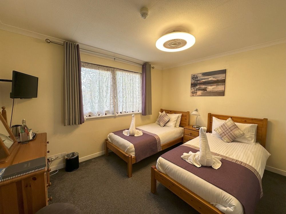 Twin Room, Ensuite (Room 21 Annex)