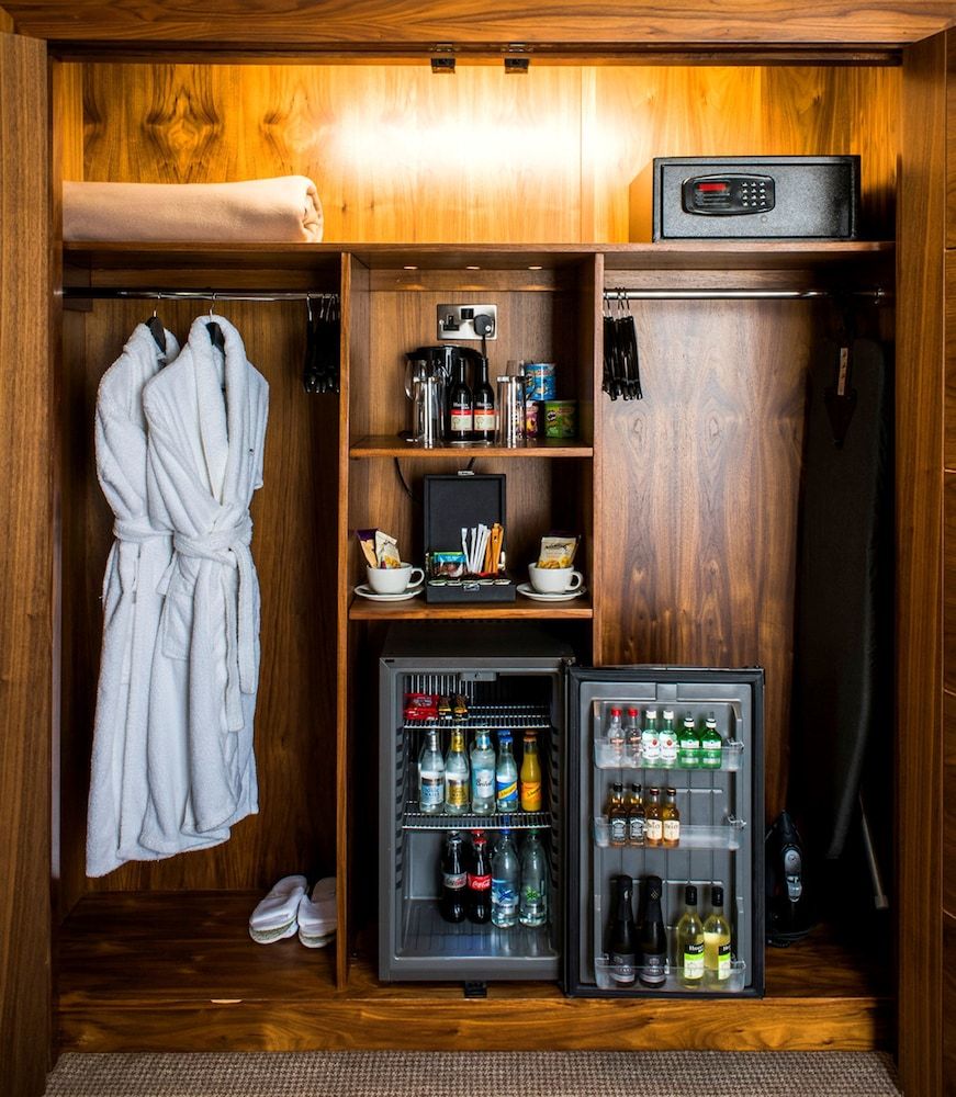 Kinnettles Hotel and Spa Deluxe Suite 4