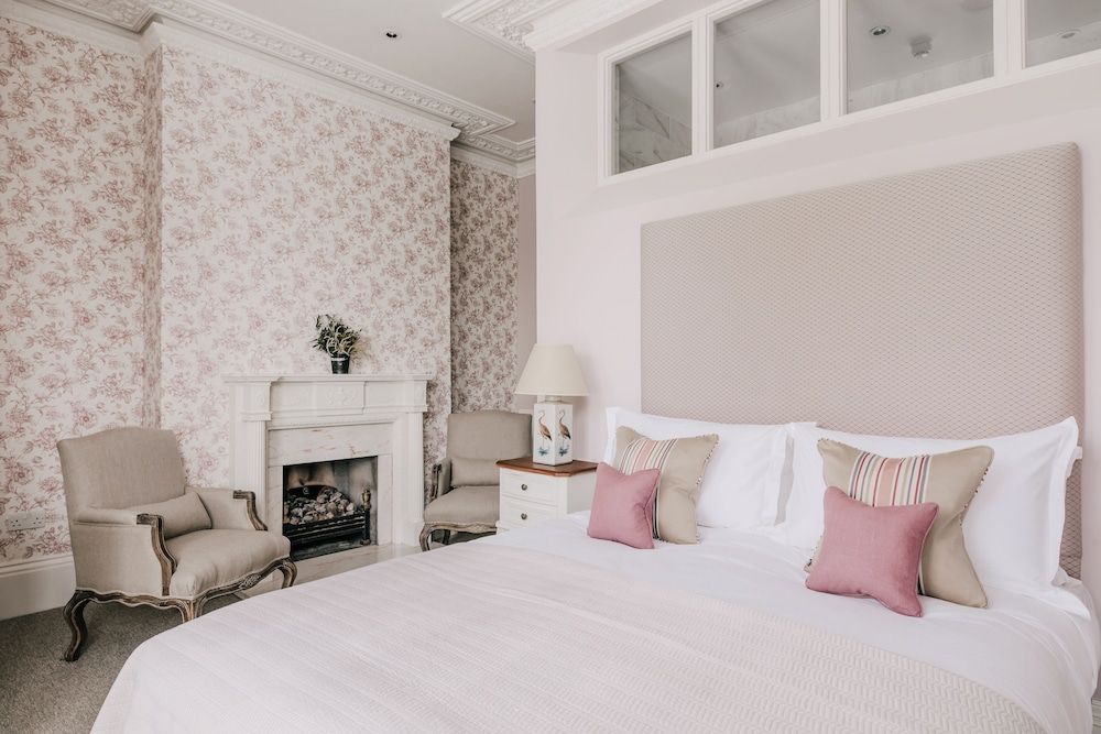 Deluxe Victorian