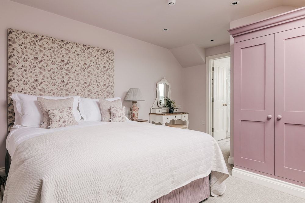 Tyndall Villa Boutique B&B Classic King Room 2