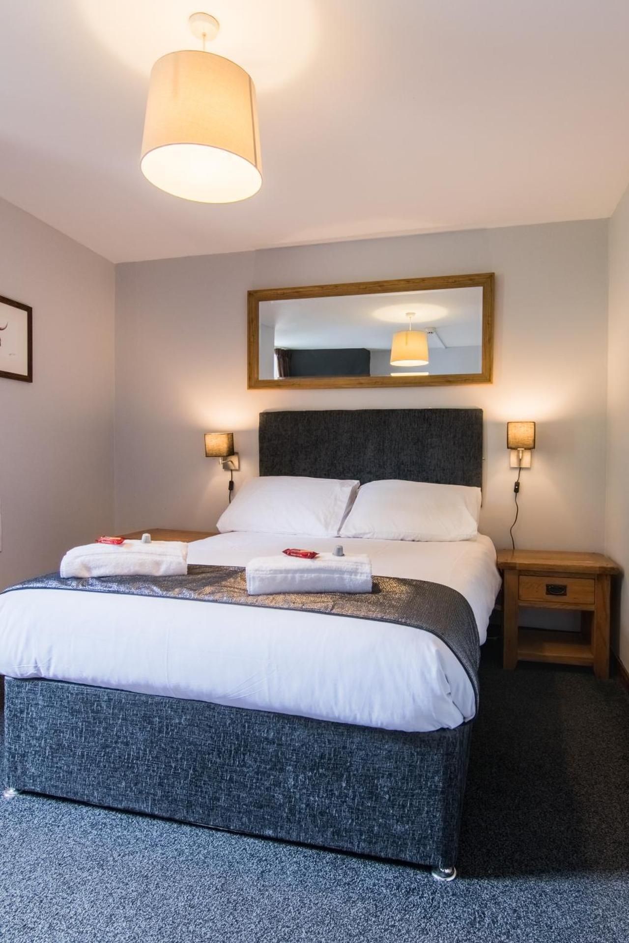 Standard Double Room with Shared Bathroom