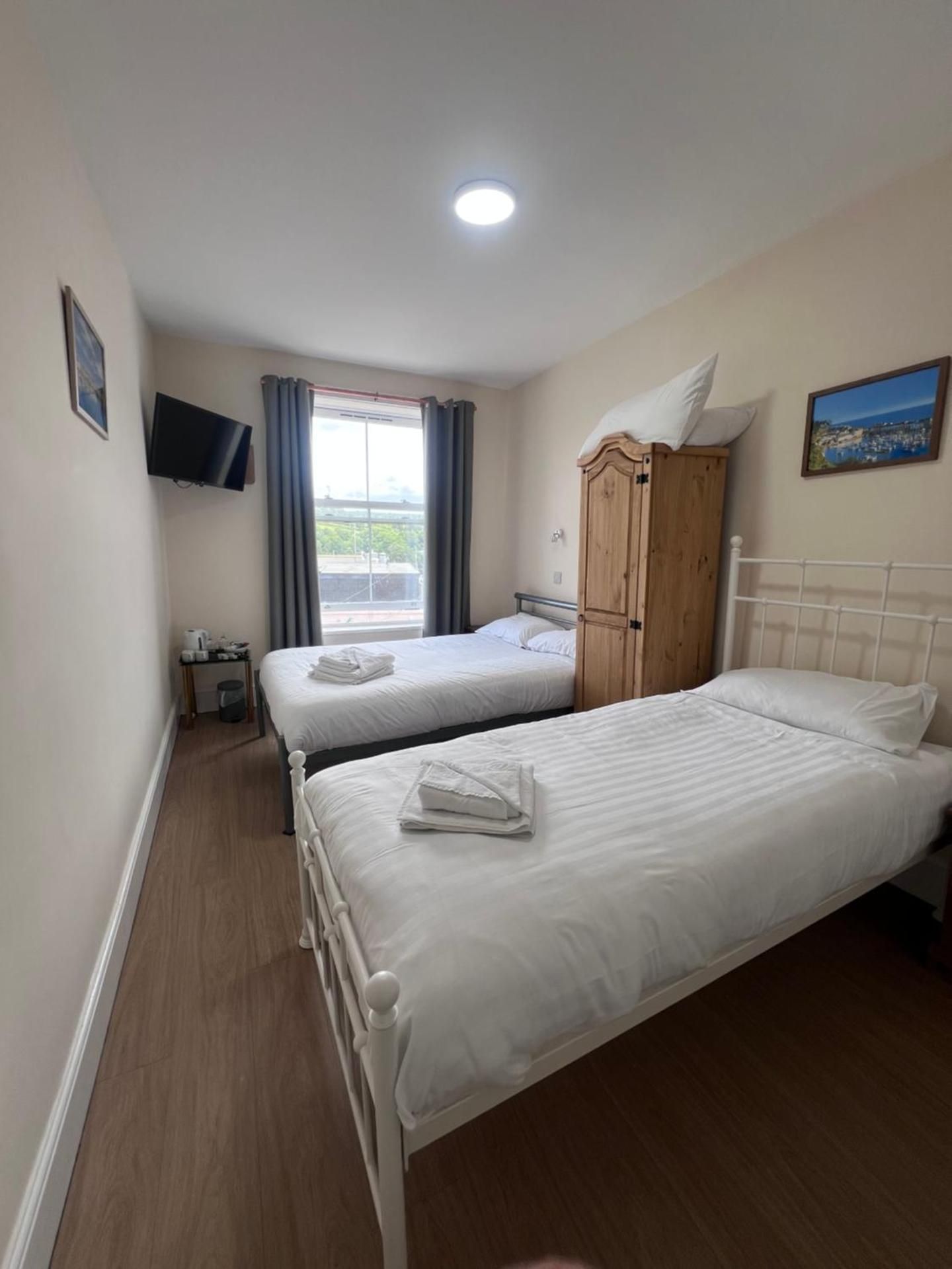 Twin Room, Thirdfloor