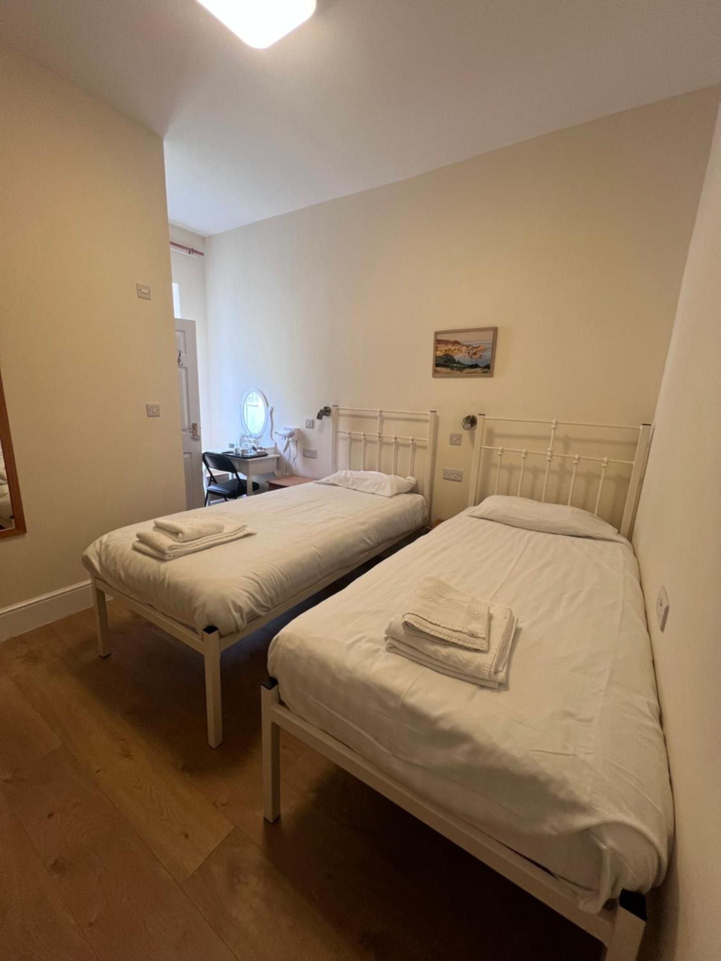 Standard, Twin, Firstfloor