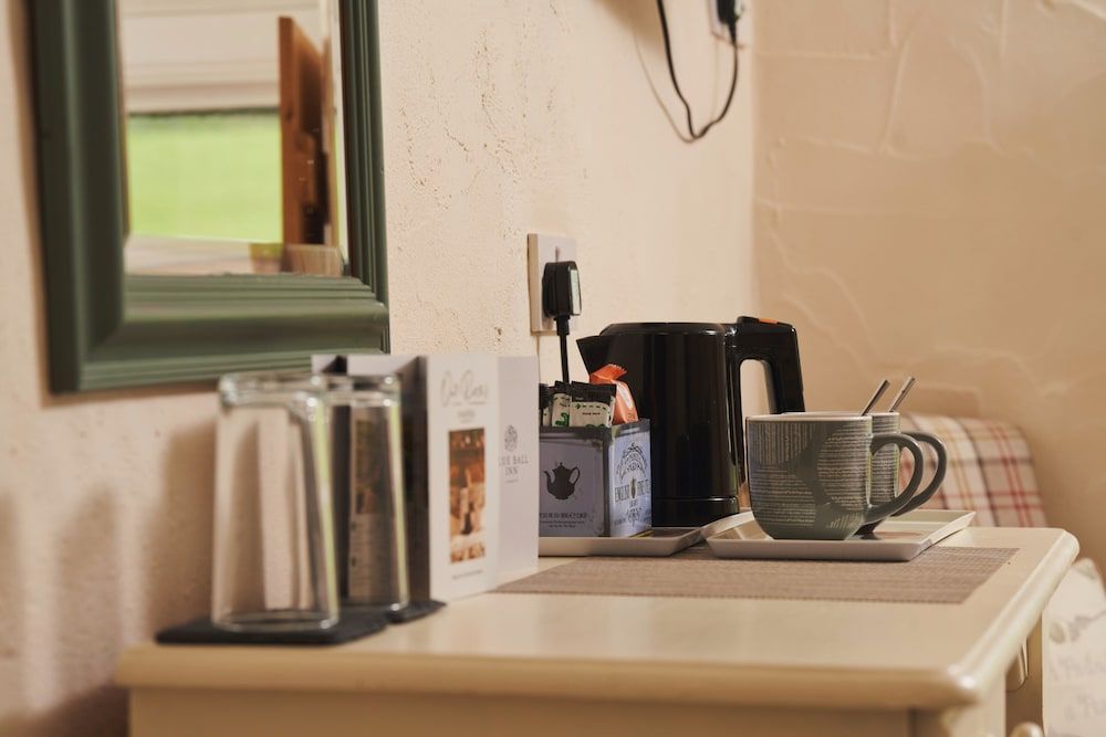 Blue Ball Inn Standard Room 5