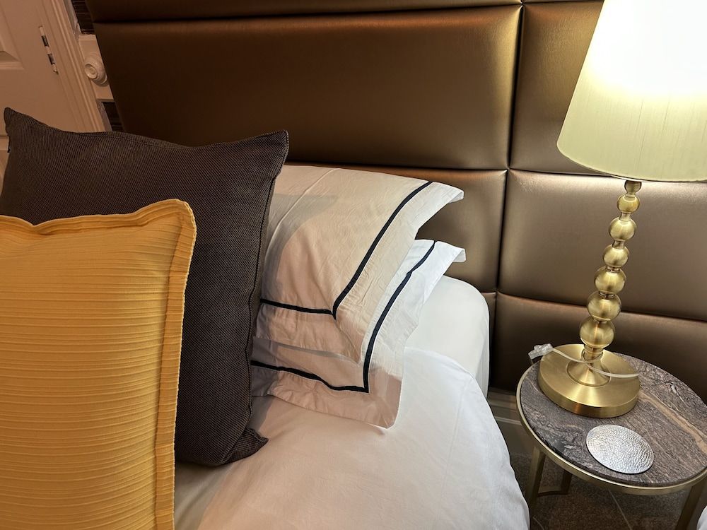 Worth House Superior Double or Twin Room, Bathtub