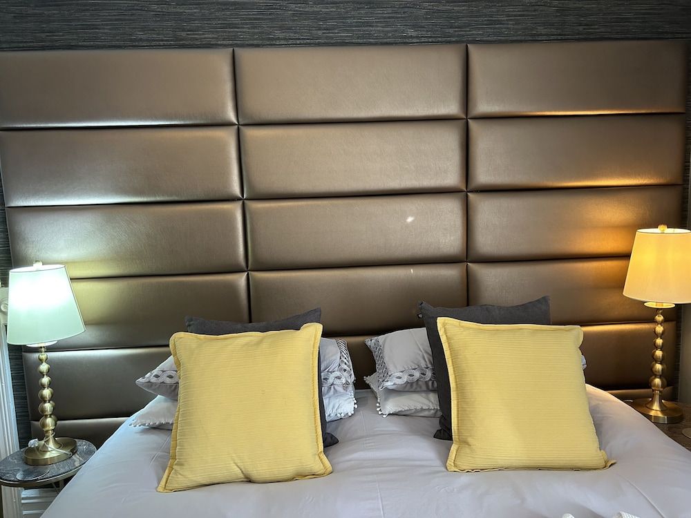 Worth House Superior Double or Twin Room, Bathtub 2