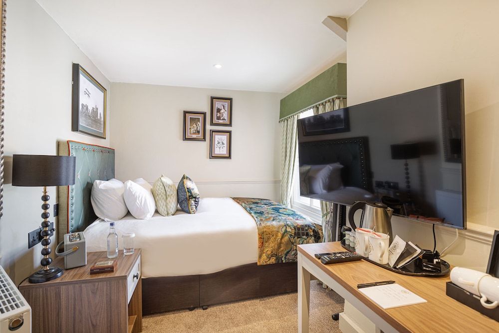 Classic Single Room