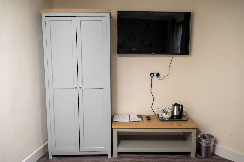 Bell Hotel by Greene King Inns Double Room 6