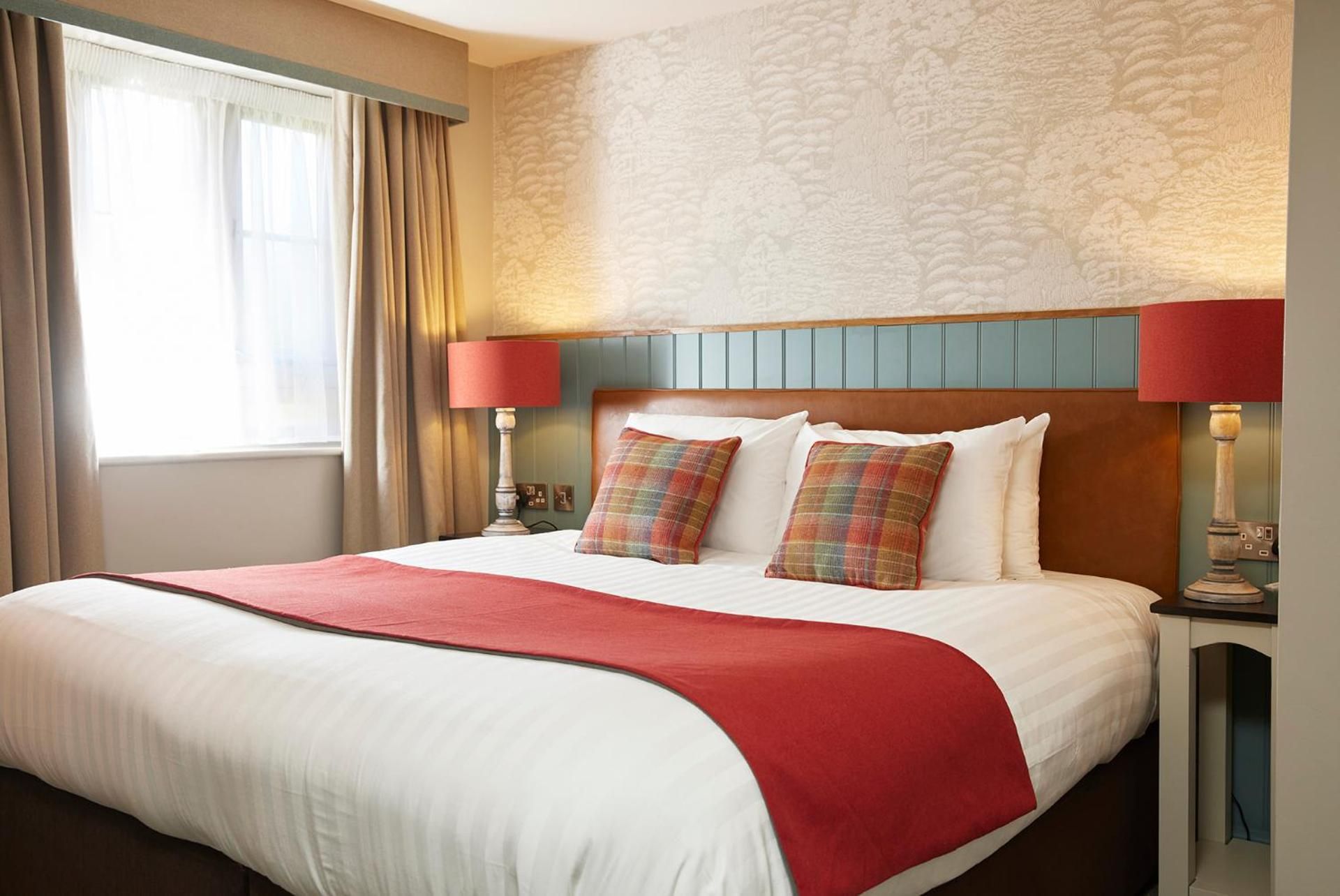Feathers Hotel by Chef and Brewer Collection Superior Double Room