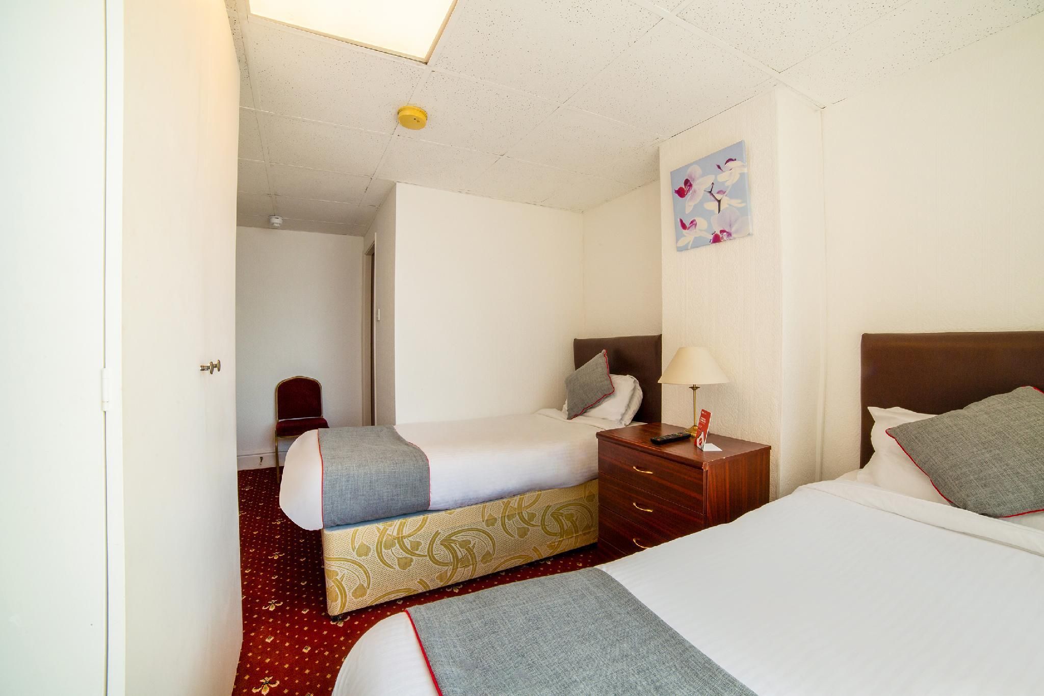 Standard Quadraple Room with View