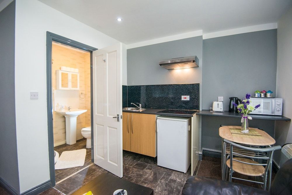 Snooze Apartments Flat 52 Deluxe Studio, Multiple Beds 5