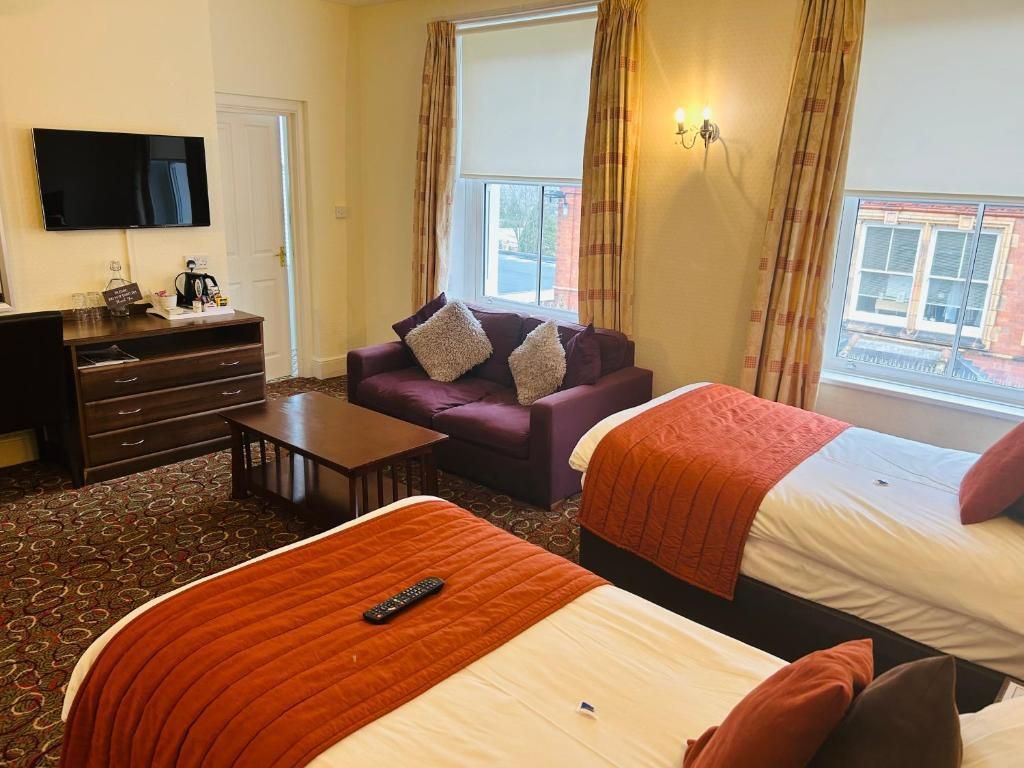 Great Malvern Hotel Standard-Twin room-Ensuite