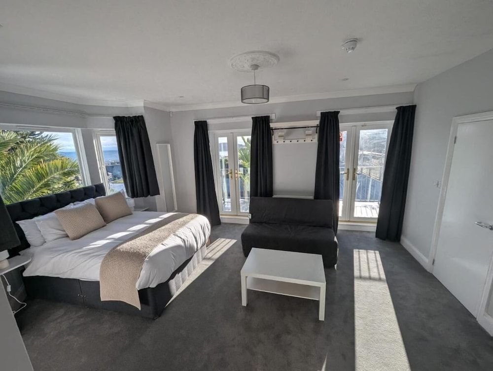 Fieldhead Hotel Family Suite, Balcony, Sea View 4