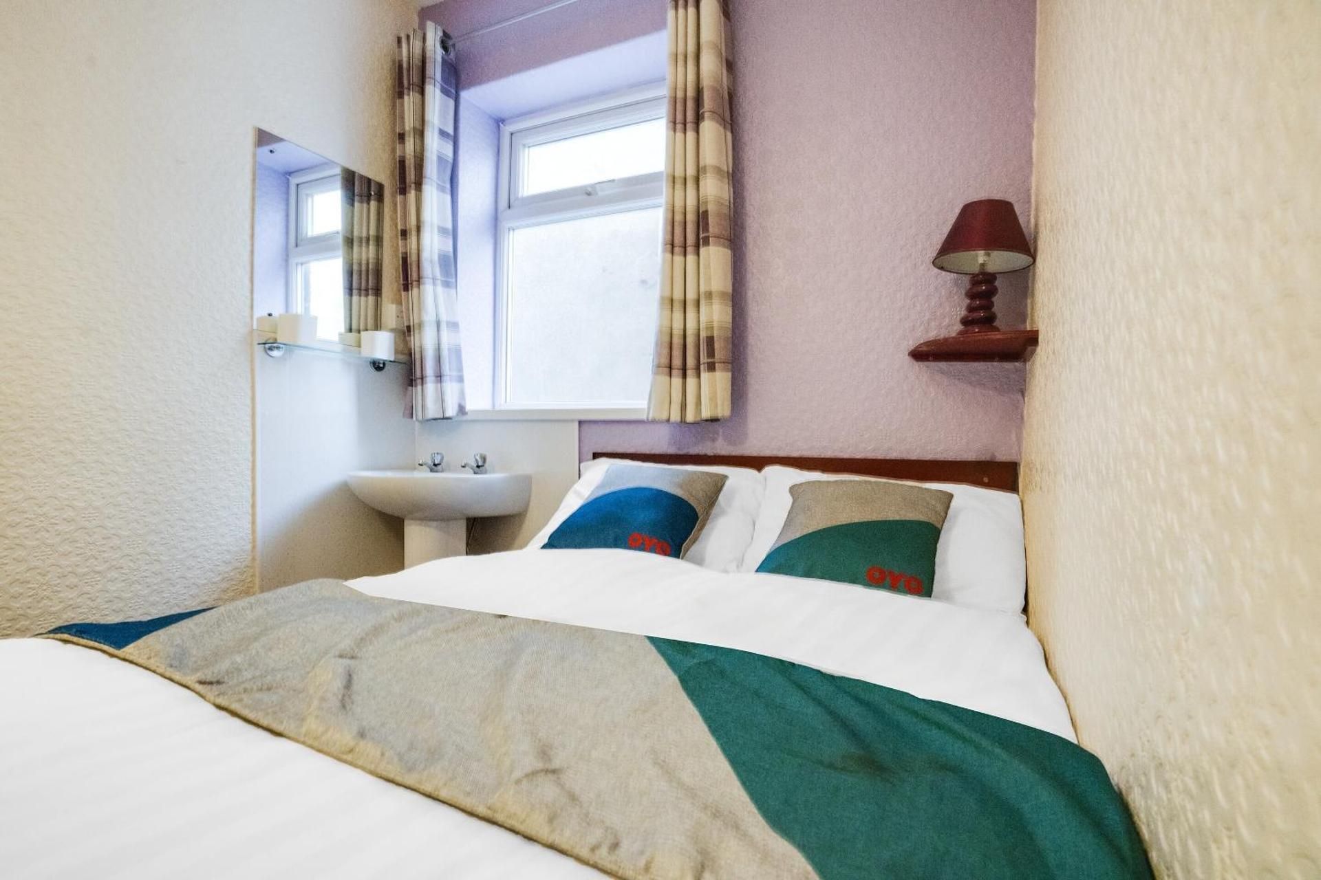 Double Room with Shared Bathroom