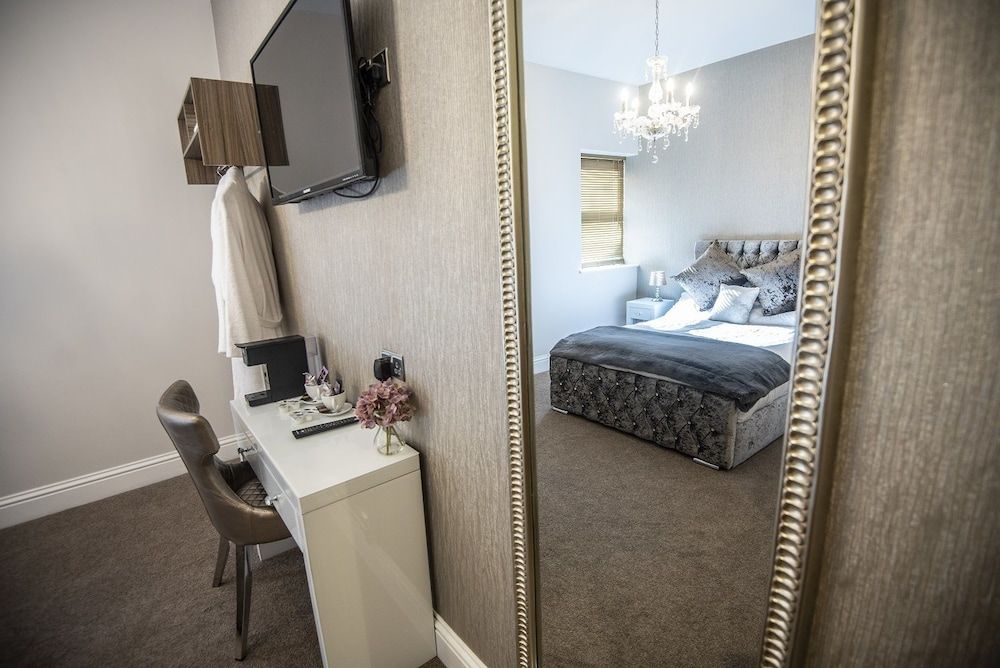 George Wright Boutique Hotel, Bar & Restaurant. Deluxe Double Room 2