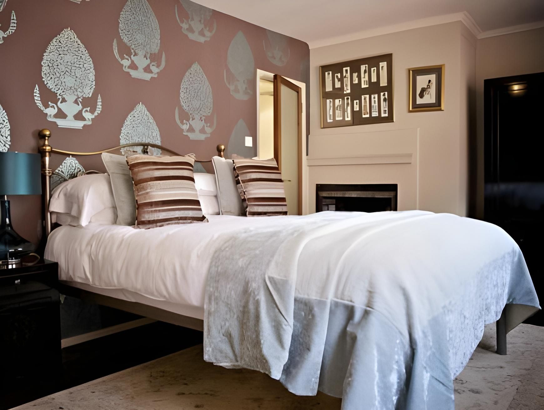 Wykeham Arms Superior Double Room 9