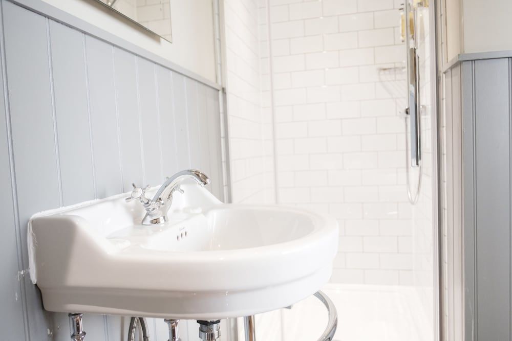 The Hind's Head Comfort Double Room 14